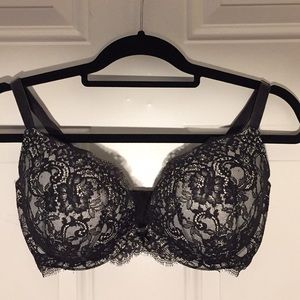 Victoria’s Secret Dream Angles Push Up Bra